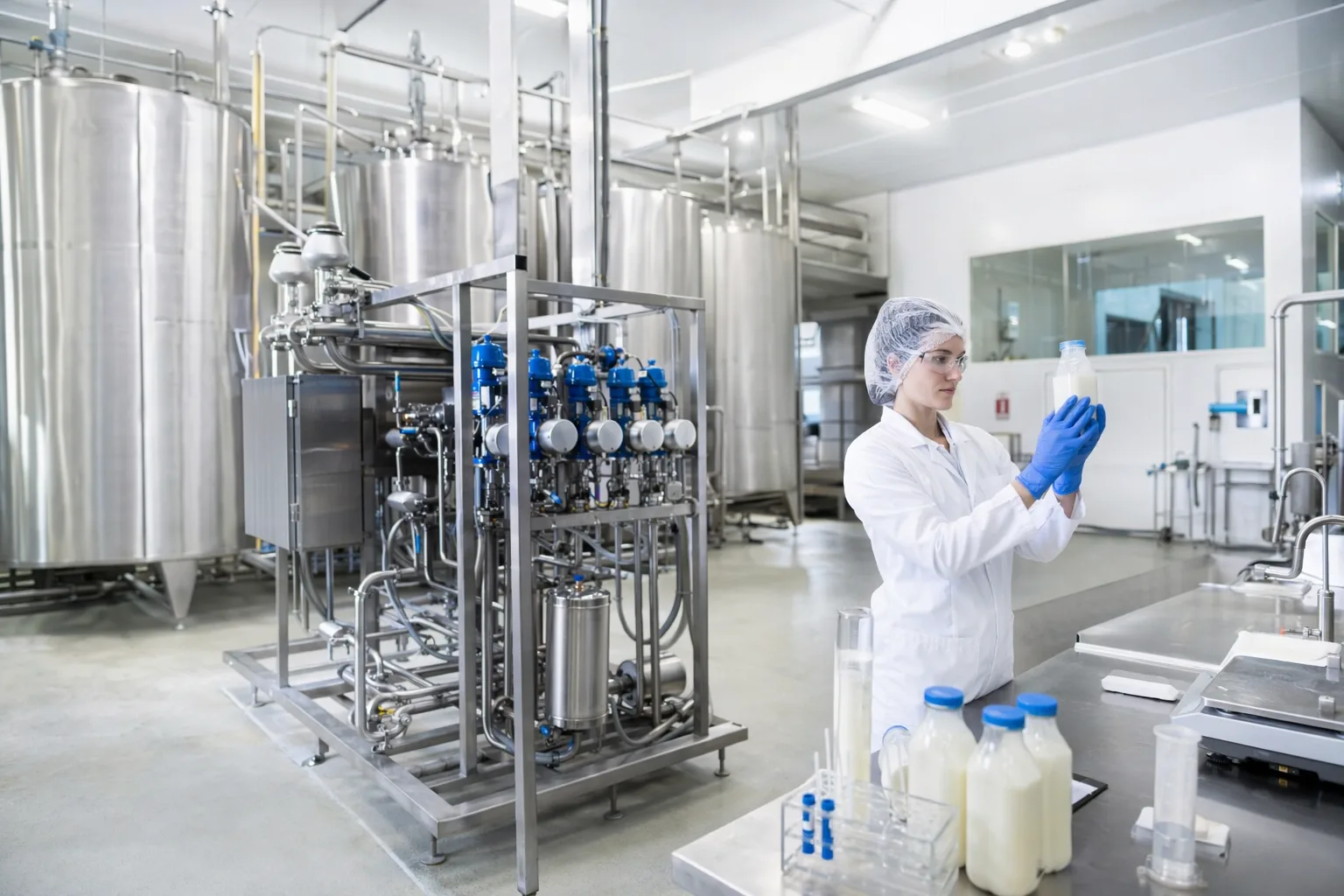 Industrial Enzim Industri Dairy: Lactase untuk Proses Susu Bebas Laktosa